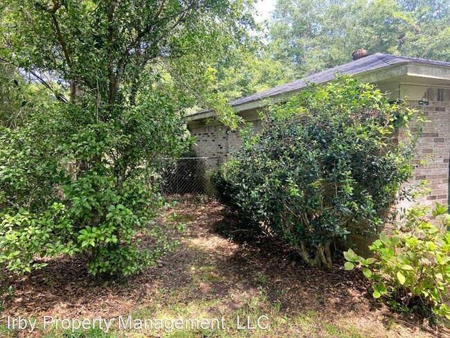 Building Photo - 3 br, 2 bath House - 838 Pine Run Rd