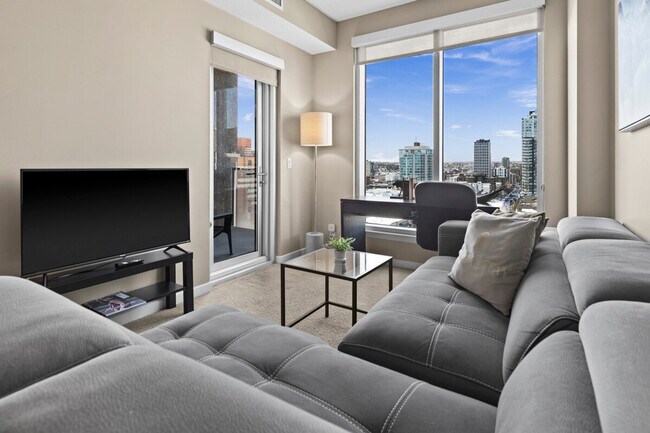 Photo du bâtiment - 1320 1st St SE