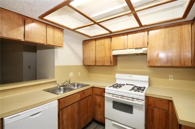 Foto del edificio - 6710 Hart Ln