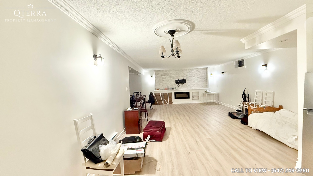 Photo principale - 1059 Lakeshore Rd E