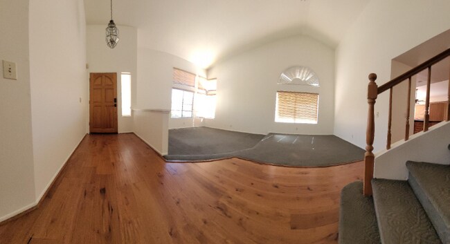 Foto del edificio - 11322 Redbud Ct