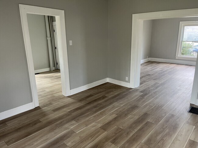 Foto del edificio - 1667 Warder St