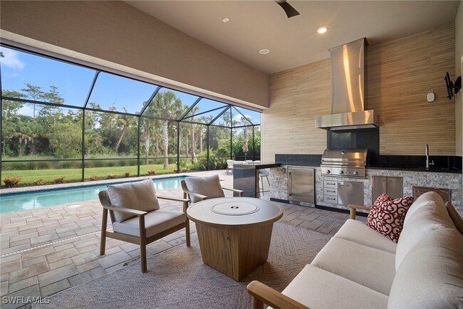 Foto del edificio - 9774 Everglades Dr