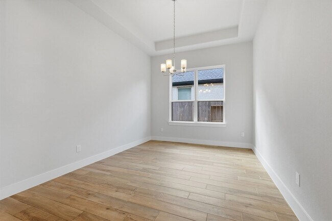 Building Photo - 24907 Lily Hall Ct