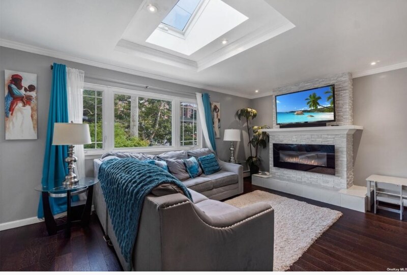 Foto principal - 439 Beach 21st St
