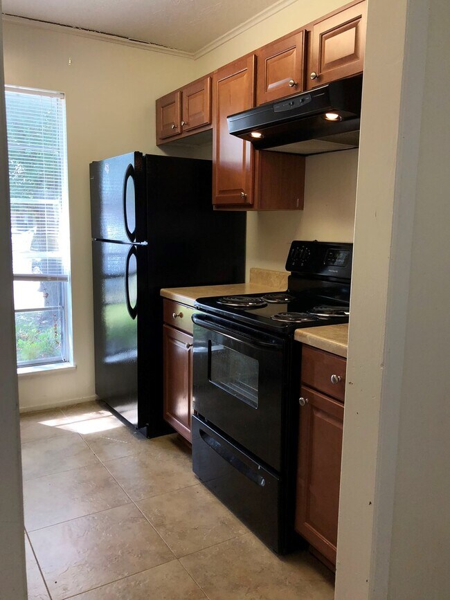 Building Photo - 3505CU