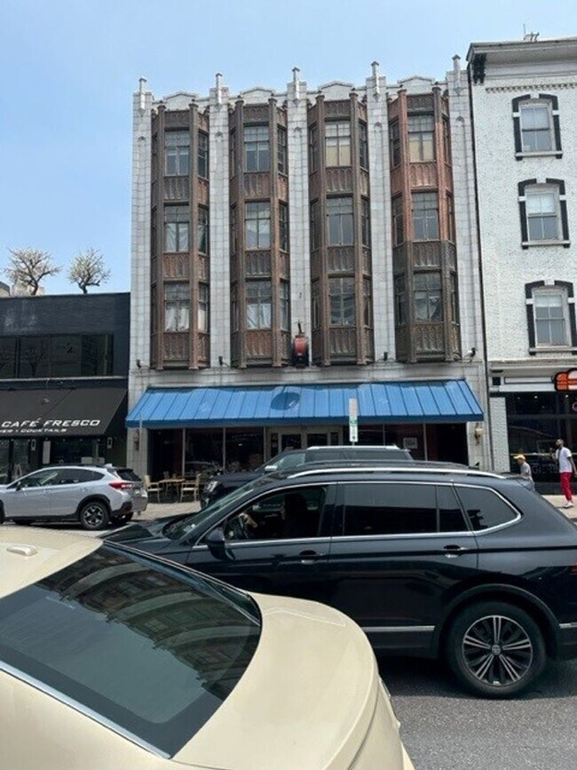 Building Photo - 213 N 2nd St