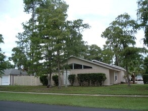 Building Photo - 1070 Goldenrod Rd