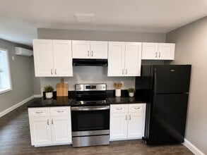Building Photo - 50 Monarch Wy