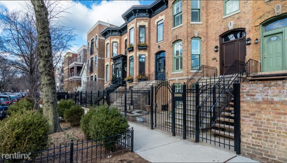 Primary Photo - 2015 N Bissell St