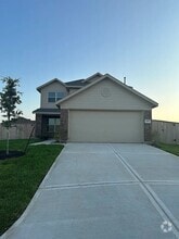 Building Photo - 1530 San Sebastien Dr