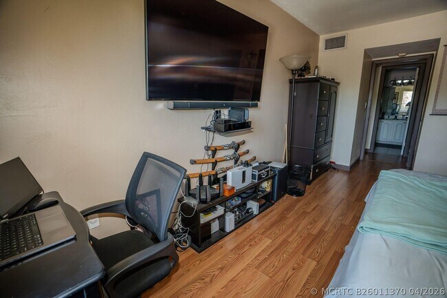 Foto del edificio - 13917 SW 90th Ave