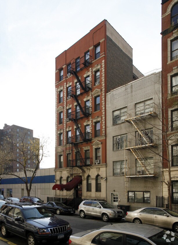 Foto del edificio - 348 E 15th St