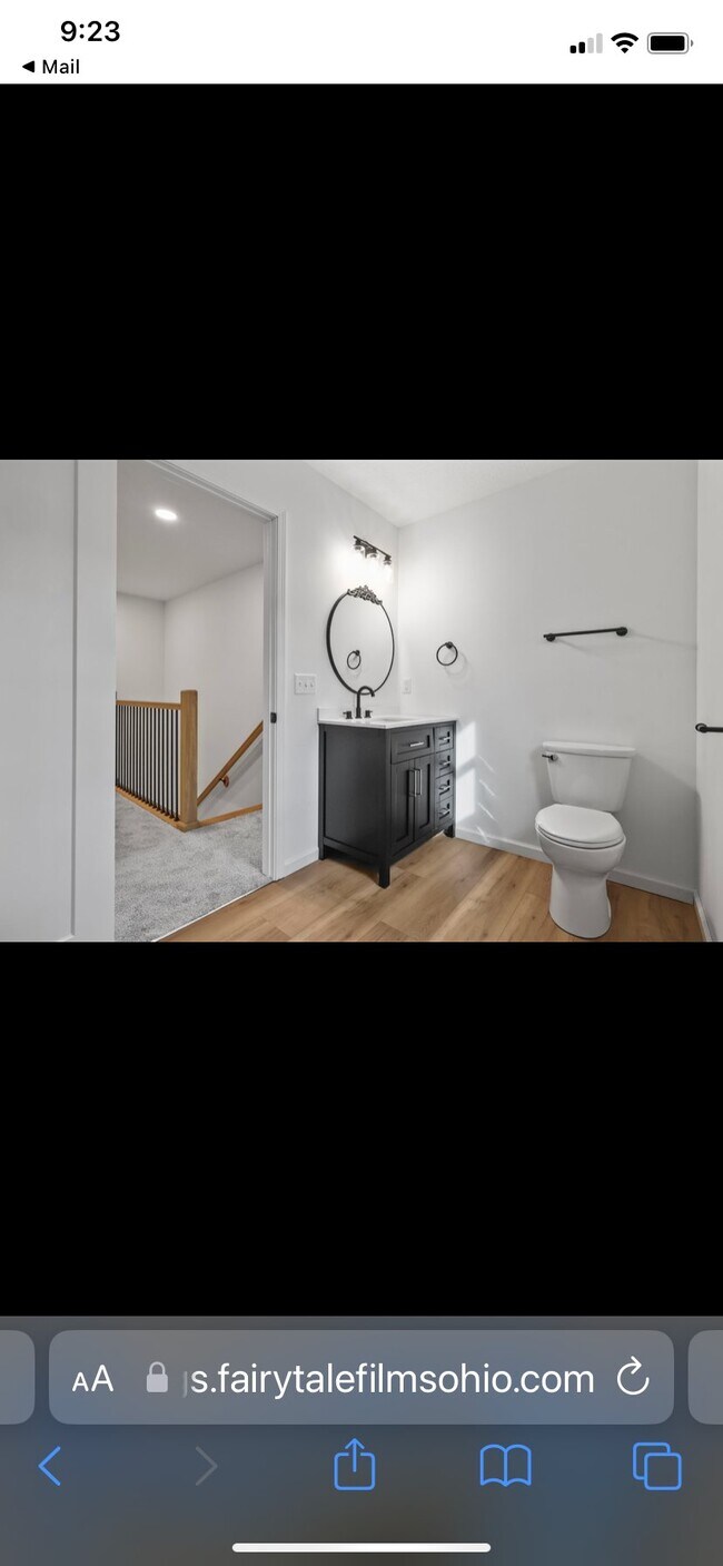 Foto del edificio - 350 S Ogden Ave