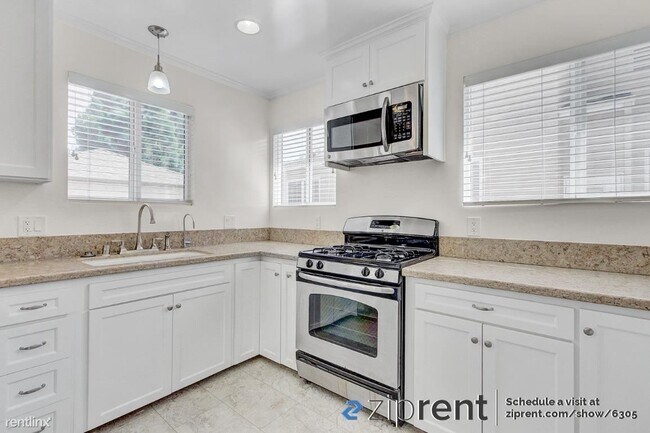 Building Photo - 4 br, 2 bath House - 16756 Addison Street,...