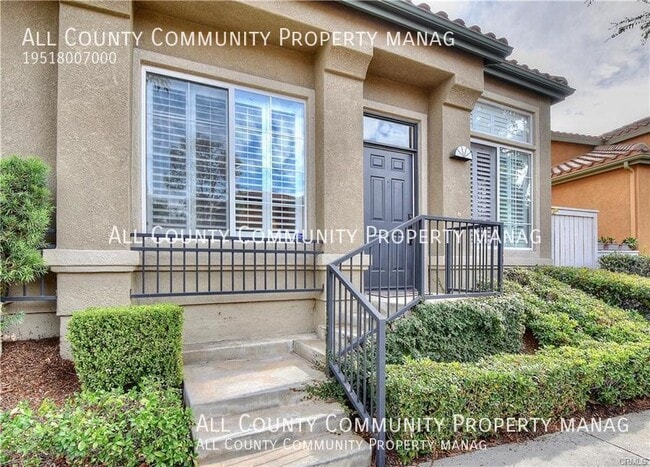 Building Photo - 90 Calle De Los Ninos