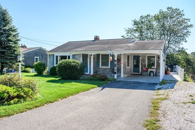 Building Photo - 43 Bellavista Dr