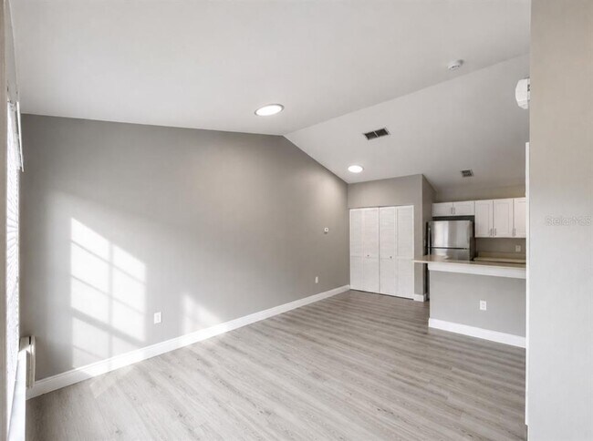 Building Photo - 9160 Lake Chase Island Way