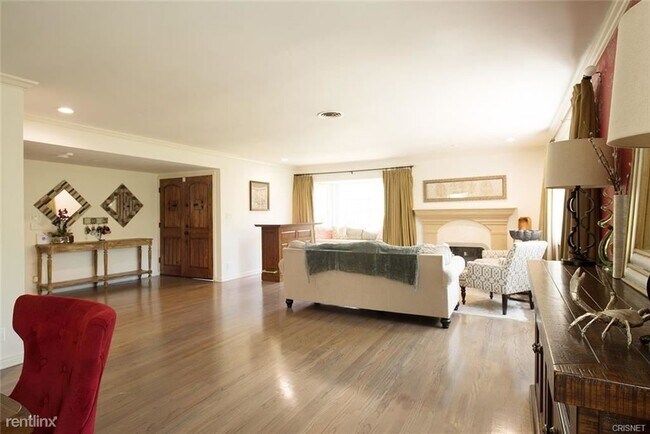 Foto del edificio - 4 br, 2 bath House - 3649 Sapphire Dr