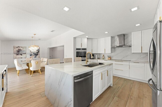 Foto del edificio - 16841 SW 5th Ct