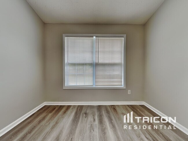 Building Photo - 165 Sunflower Lane Covington GA