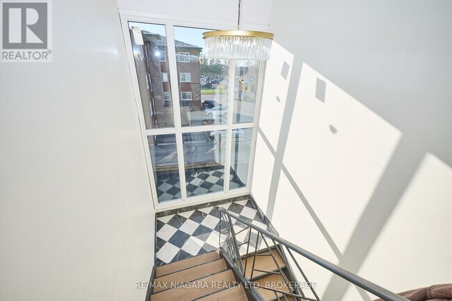 Photo du bâtiment - 141 Plymouth Rd