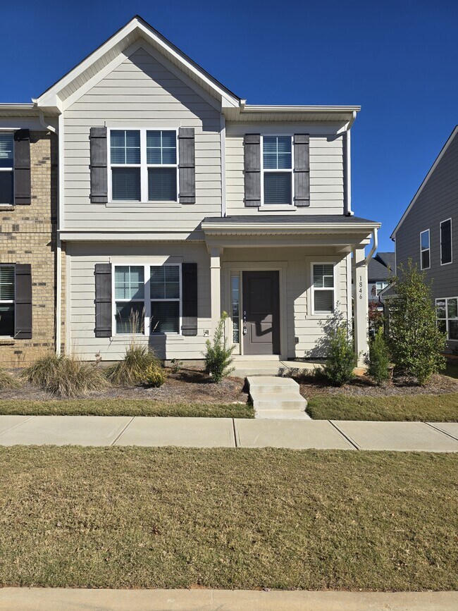 Building Photo - 1846 Teachers House Rd NW