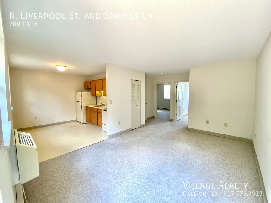 230 Elizabeth Ln Unit 9, Manchester, PA 17345 Room for Rent in