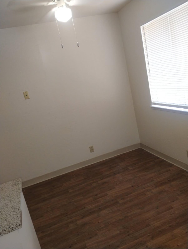 Building Photo - 370 Butcher Rd