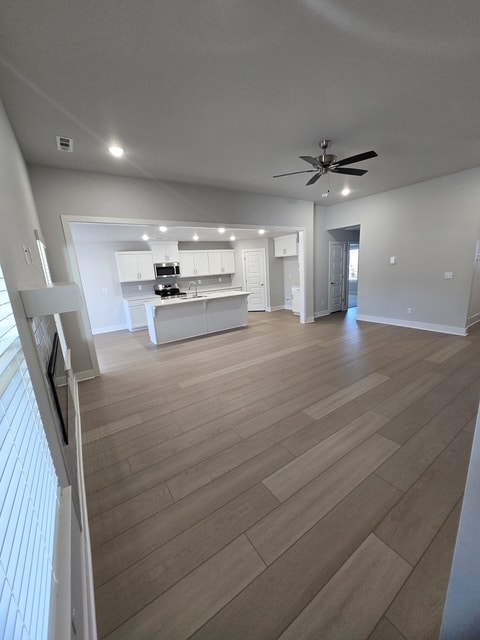 Building Photo - 480 S Benchmark Ln