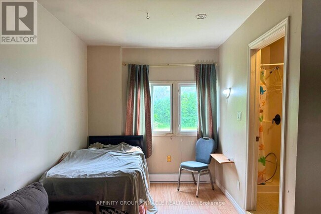 Photo du bâtiment - 88 Albert St S