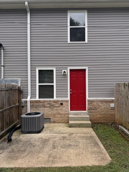 Foto del edificio - 179 Ingle Dr