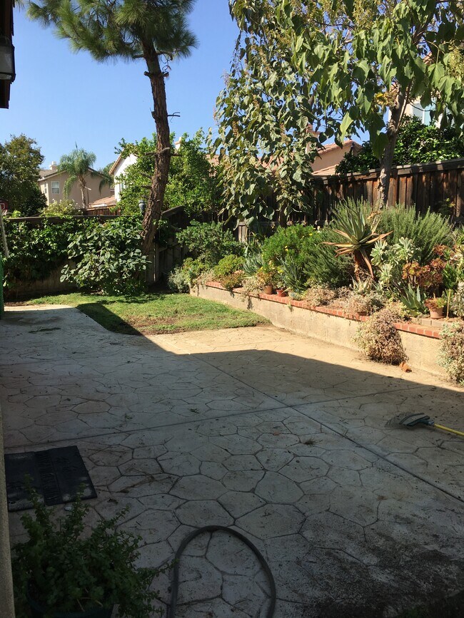 Foto del edificio - 29712 Northshore St