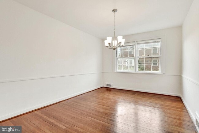 Building Photo - 5220 Kelway Rd