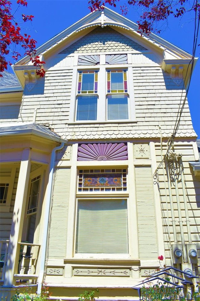 Building Photo - 2203 SE Pine St. - 2
