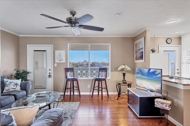 Building Photo - 761 John Ringling Blvd