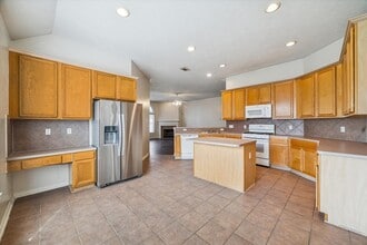 Building Photo - 7006 Westford Park Ln