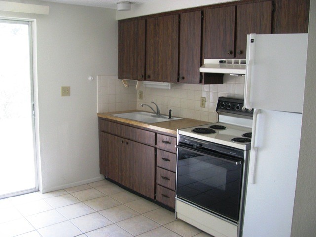 Foto del edificio - 14832 Atlantic Ave