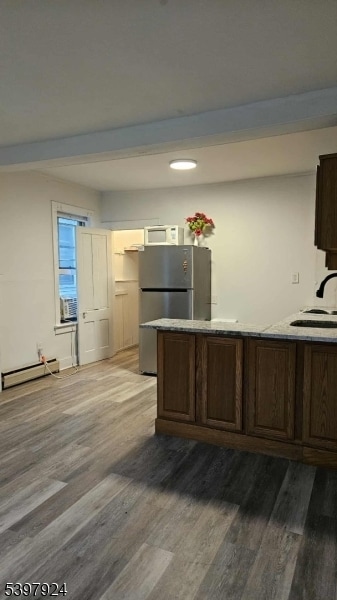 Foto del edificio - 16 Main St