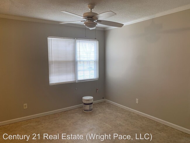 Foto del edificio - 3 br, 1 bath House - 2512 Mary Jane