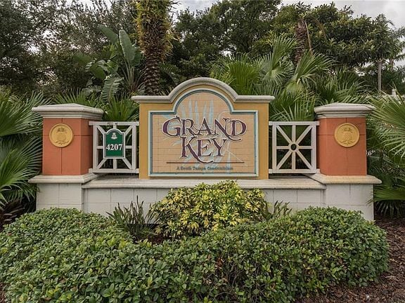 Grand Key - 4207 S Dale Mabry Hwy Apartment