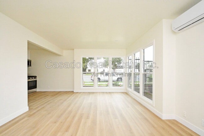 Photo - 2972 Pacific Avenue Apartment