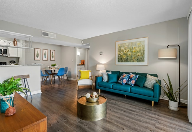 Building Photo - Atwater Westchase