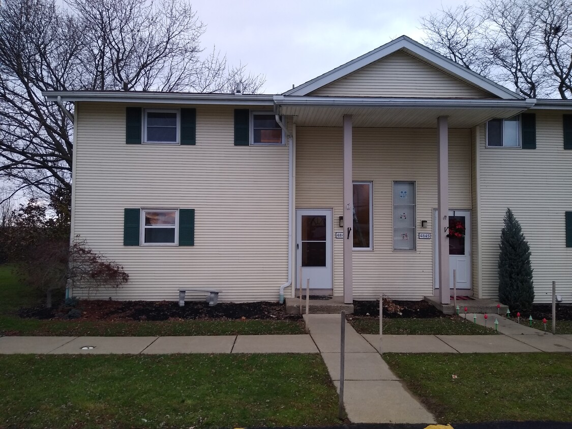Exterior - 4847 Tuscarora Rd