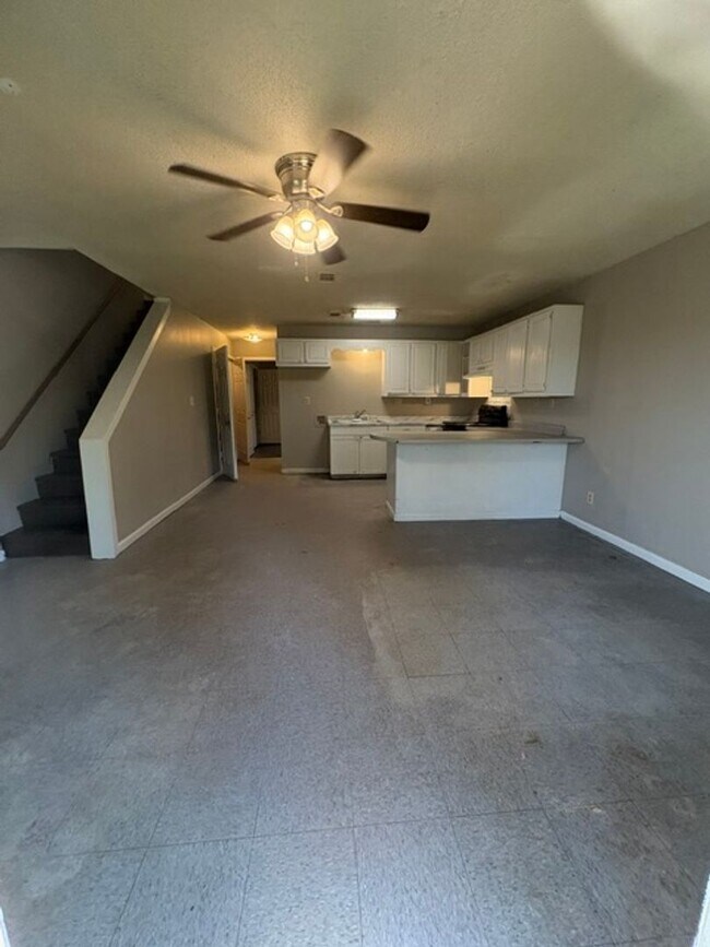Foto del edificio - Renovated 3 Bedroom 2 Bath Home for Rent!