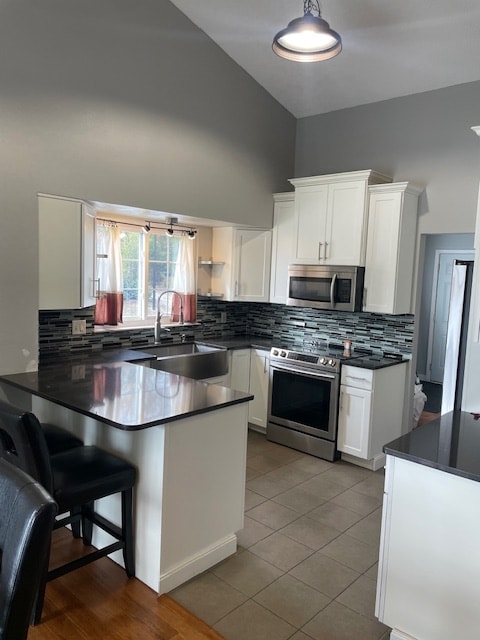 Foto del edificio - 100 Tara Ridge Ct