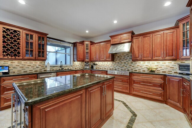 Building Photo - 3181 SW 173rd Terrace