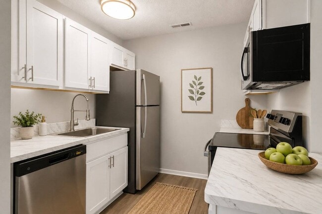 Kitchen - Chartwell Apartments