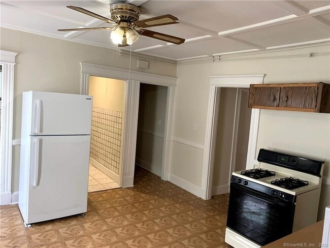 Foto del edificio - 225 Robbins St