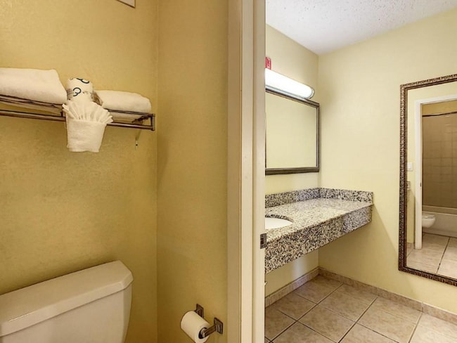 Photo - 8700 S Orange Blossom Trl (Orlando, FL) Apartment
